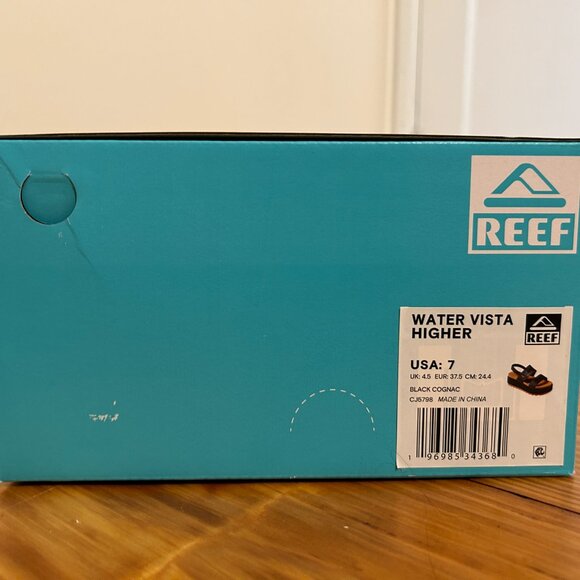 New with Box: Reef Water Vista Higher Sandals - Picture 8 of 8